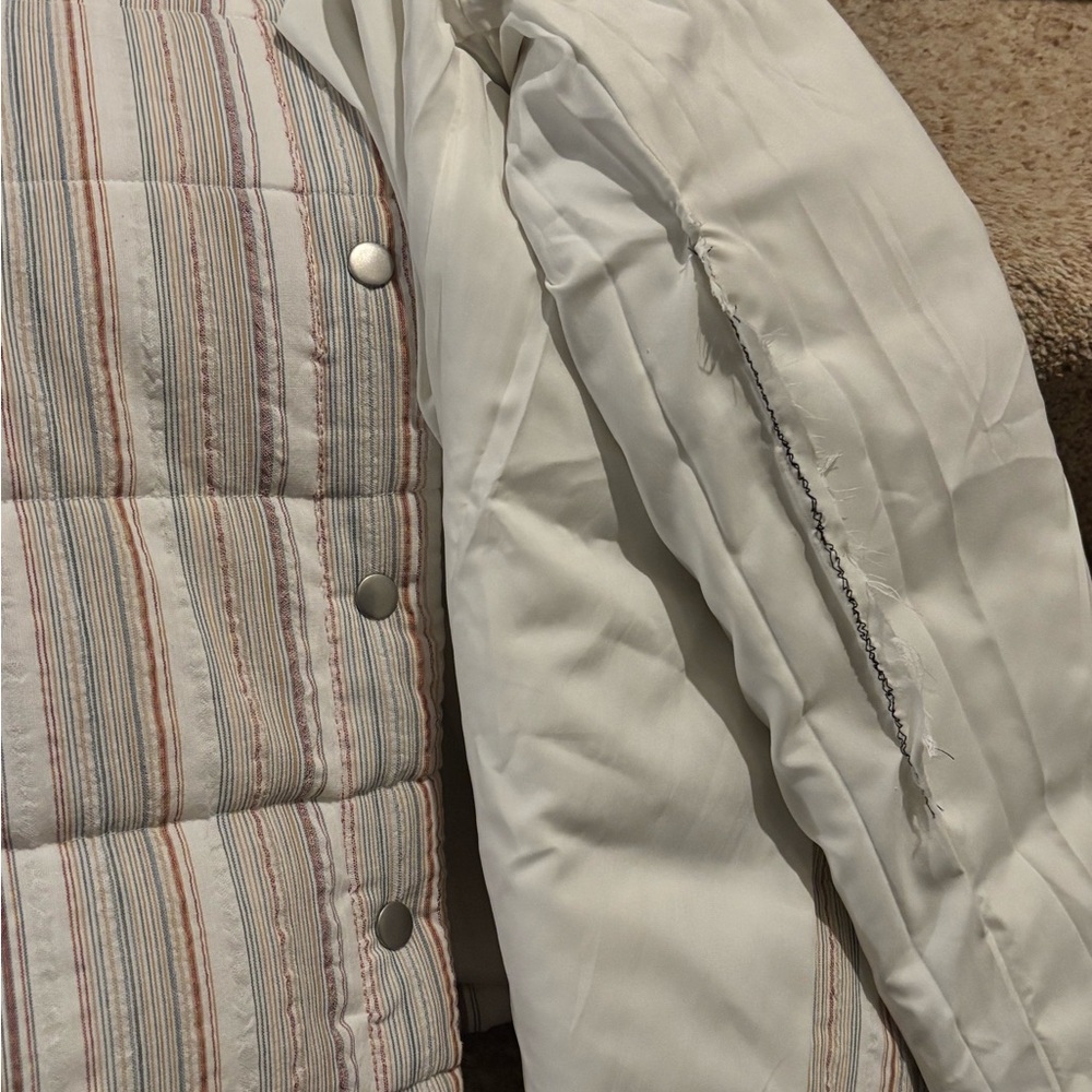 Hem & Thread Jacket - Picture 6 of 6